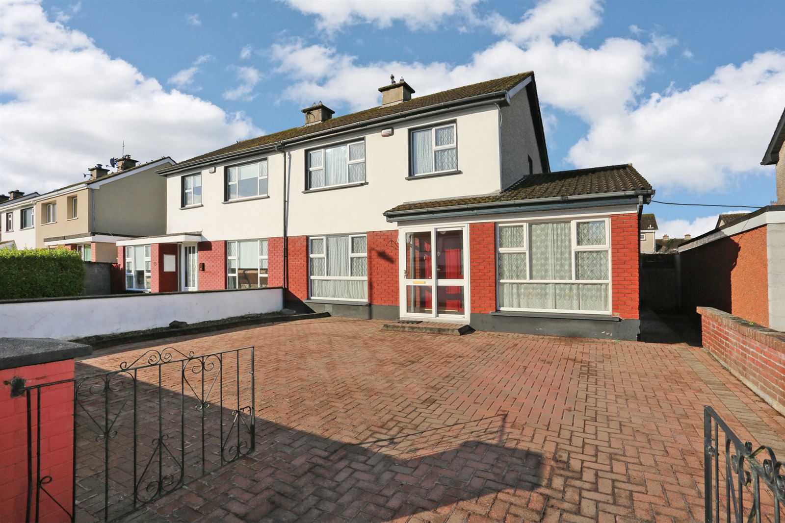 Photo 1 of 31 — 15 Fuchsia Avenue, Caherdavin Heights, Limerick