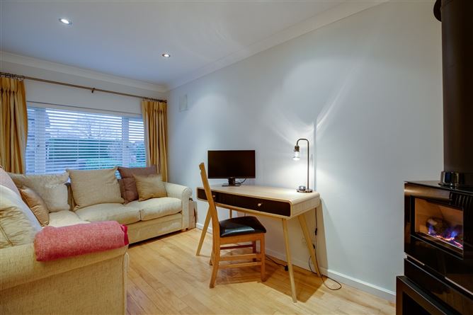 93 Rosehill, Carysfort Avenue, Blackrock, Co. Dublin
