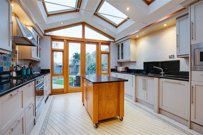93 Rosehill, Carysfort Avenue, Blackrock, Co. Dublin