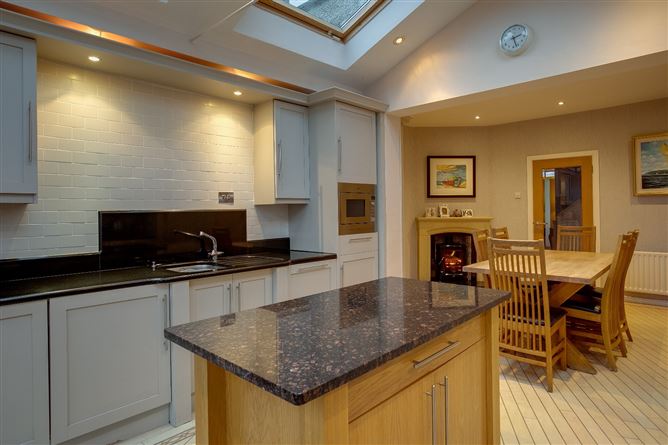93 Rosehill, Carysfort Avenue, Blackrock, Co. Dublin