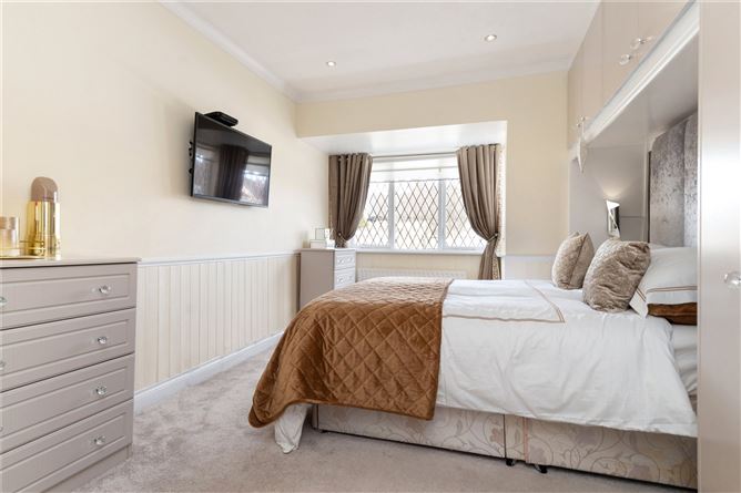 15 Ballyowen Avenue, Lucan, Co. Dublin