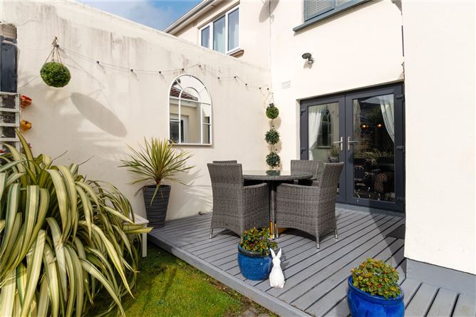 15 Ballyowen Avenue, Lucan, Co. Dublin