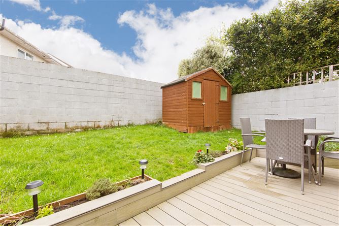 23 Glencairn Lawn, The Gallops, Leopardstown, Dublin 18