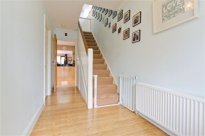 23 Glencairn Lawn, The Gallops, Leopardstown, Dublin 18