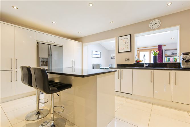 23 Glencairn Lawn, The Gallops, Leopardstown, Dublin 18