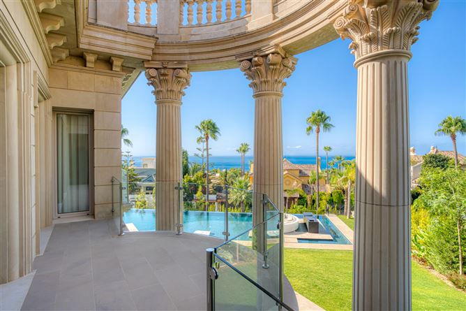 Photo 19 of 30 — Marbella, Marbella Golden Mile, Sierra Blanca, Spain