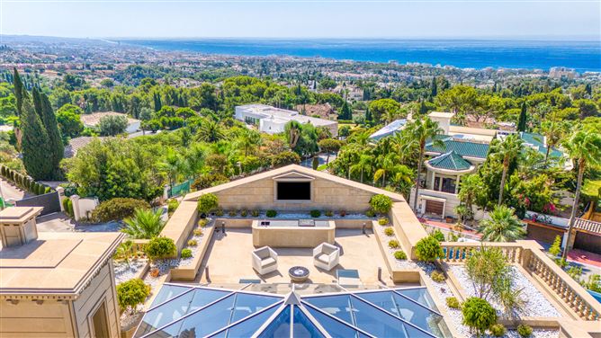 Photo 24 of 30 — Marbella, Marbella Golden Mile, Sierra Blanca, Spain