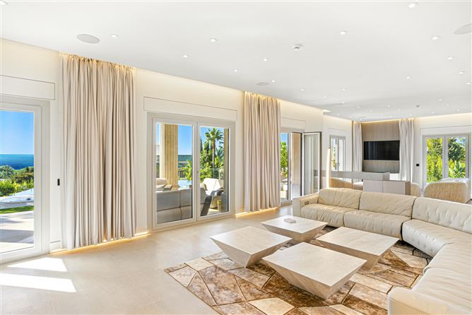 Marbella, Marbella Golden Mile, Sierra Blanca, Spain