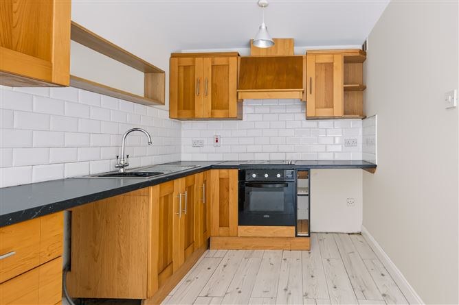 Photo 6 of 24 — 42 Melrose Court, Upper Georges Street, Co.Wexford