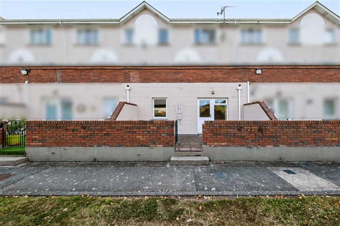 Photo 18 of 24 — 42 Melrose Court, Upper Georges Street, Co.Wexford