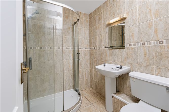 Photo 14 of 24 — 42 Melrose Court, Upper Georges Street, Co.Wexford
