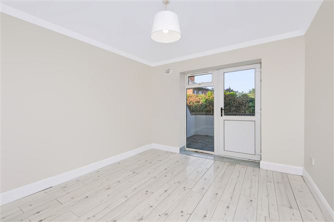 Photo 11 of 24 — 42 Melrose Court, Upper Georges Street, Co.Wexford