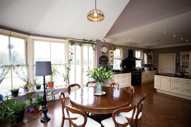 Manderley, Dunbell Big, Maddoxtown, Sion Road, Kilkenny