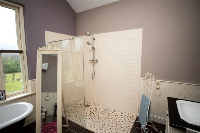 Manderley, Dunbell Big, Maddoxtown, Sion Road, Kilkenny
