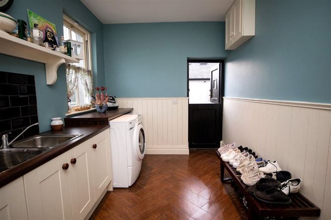 Manderley, Dunbell Big, Maddoxtown, Sion Road, Kilkenny