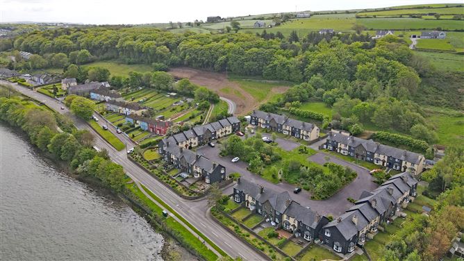 20 Harbour Court, Courtmacsherry,   West Cork