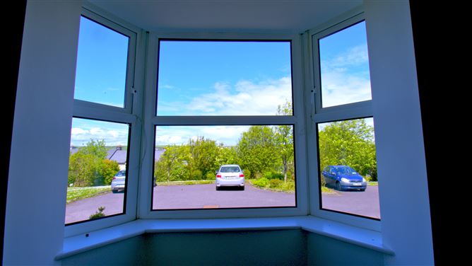 20 Harbour Court, Courtmacsherry,   West Cork