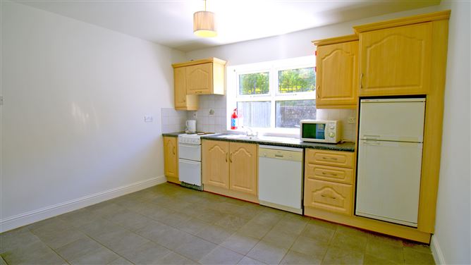 20 Harbour Court, Courtmacsherry,   West Cork