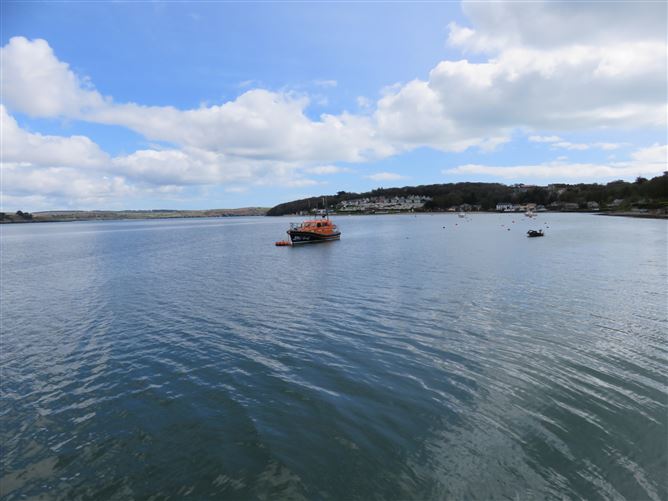 20 Harbour Court, Courtmacsherry,   West Cork