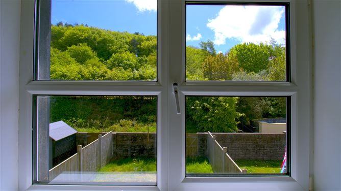 20 Harbour Court, Courtmacsherry,   West Cork
