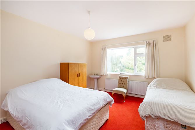 1 Sutton Park, Sutton, Dublin 13