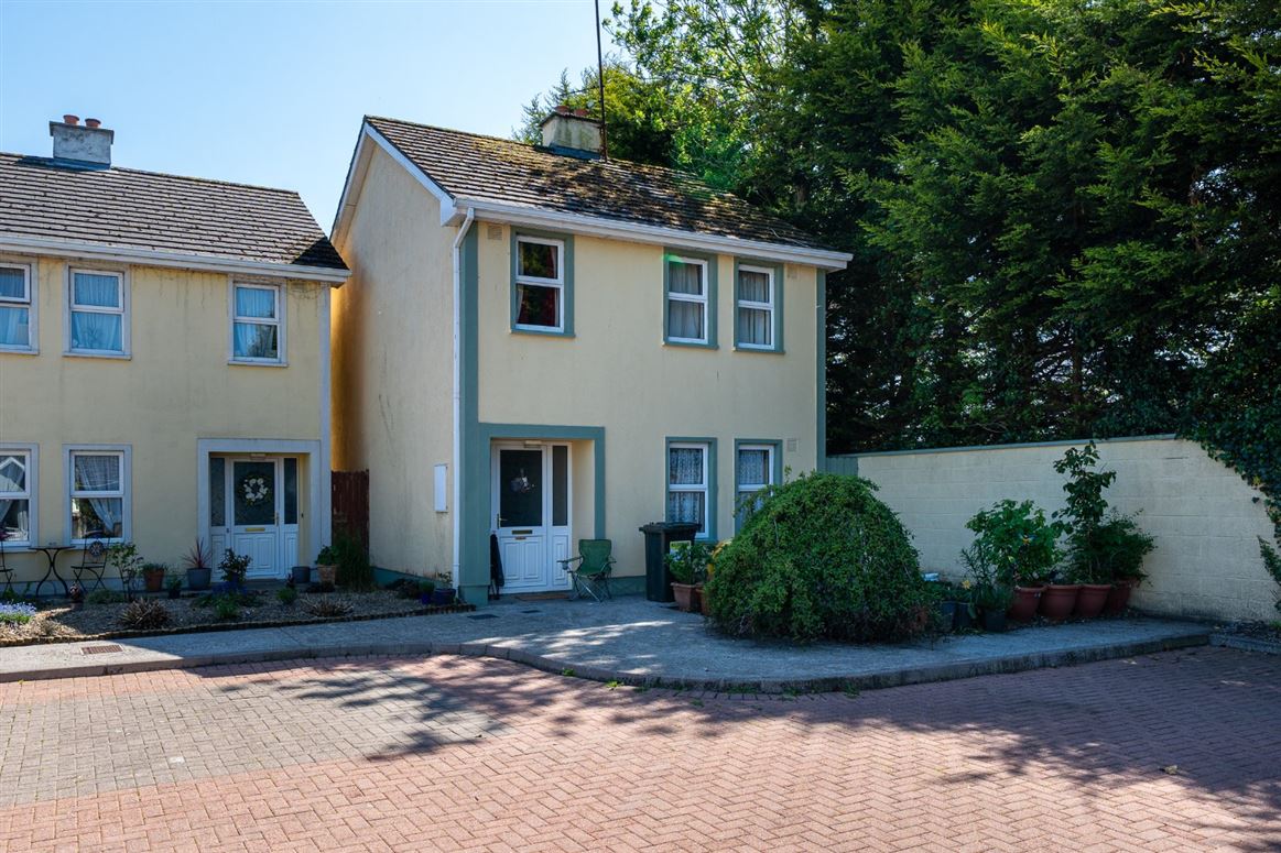 7 Lios Breac Close, Newtownforbes, Co. Longford