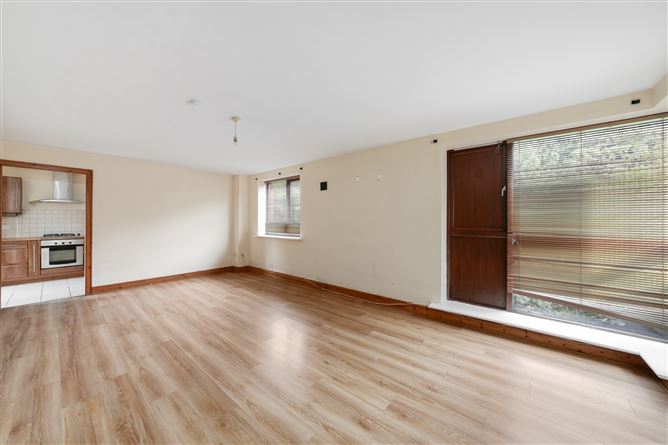 19 Castlegate Drive, Adamstown, Co.Dublin