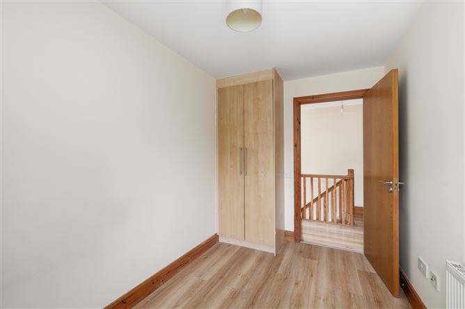 19 Castlegate Drive, Adamstown, Co.Dublin