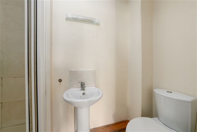 19 Castlegate Drive, Adamstown, Co.Dublin