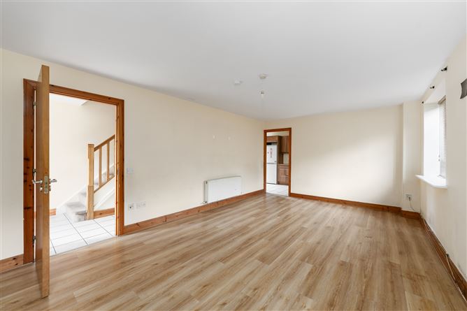 19 Castlegate Drive, Adamstown, Co.Dublin