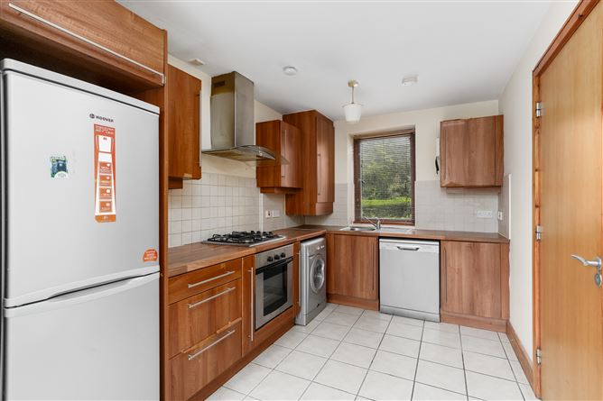19 Castlegate Drive, Adamstown, Co.Dublin