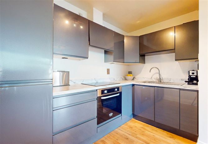 218 hampton square, Navan Road, Dublin 7