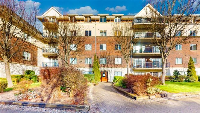 218 hampton square, Navan Road, Dublin 7