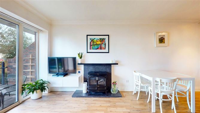 218 hampton square, Navan Road, Dublin 7