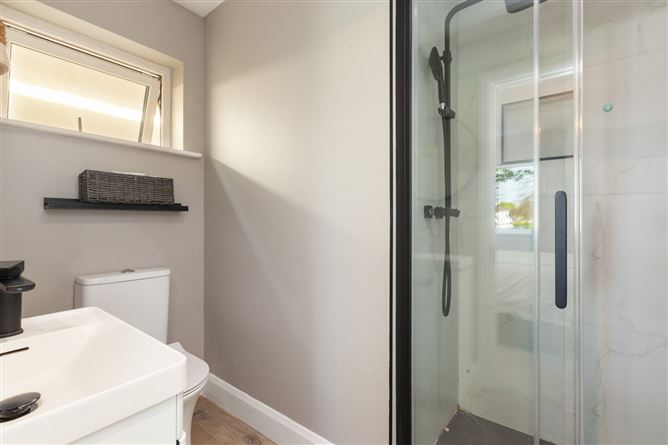 Photo 14 of 22 — 5 Hadleigh Green, Castleknock, Dublin 15