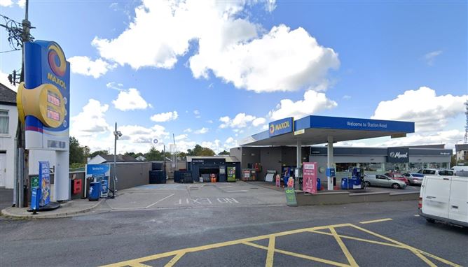 Service Station + Convenience Store, Station Road, Castlebar, Co. Mayo, Mayo, Ireland