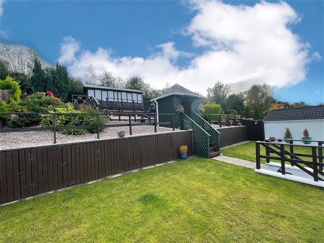 20 Manor Wood, Monaghan