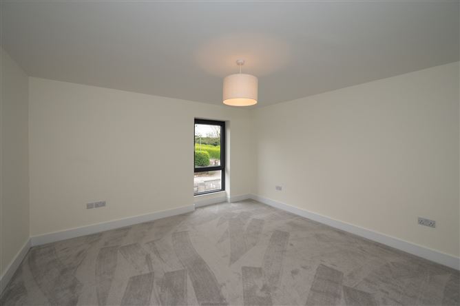 1 Woodside, Moneygurney, Douglas, Cork