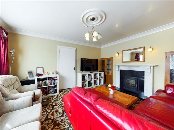 Villa Saint John, Athlone West, Westmeath