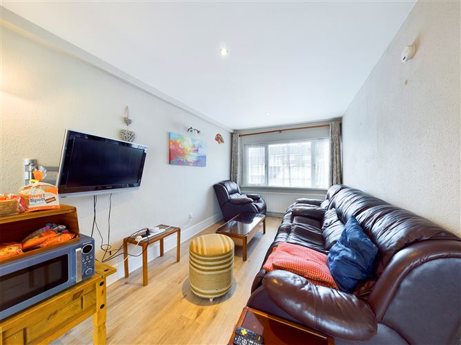 Villa Saint John, Athlone West, Westmeath