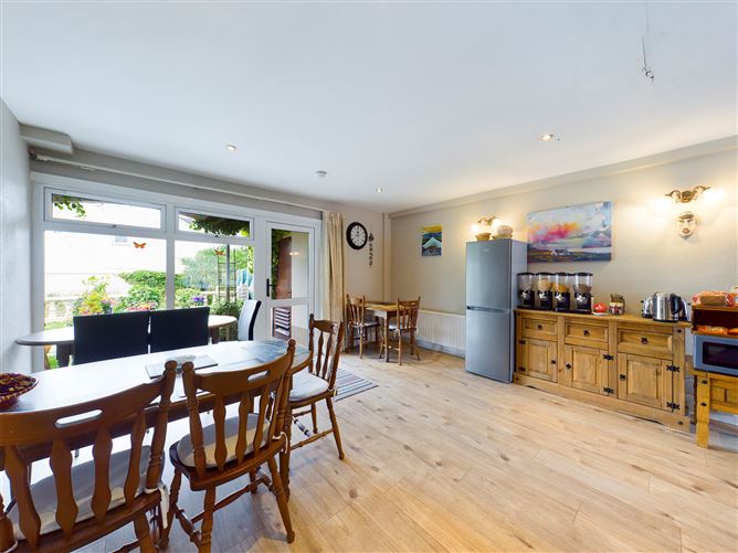 Villa Saint John, Athlone West, Westmeath