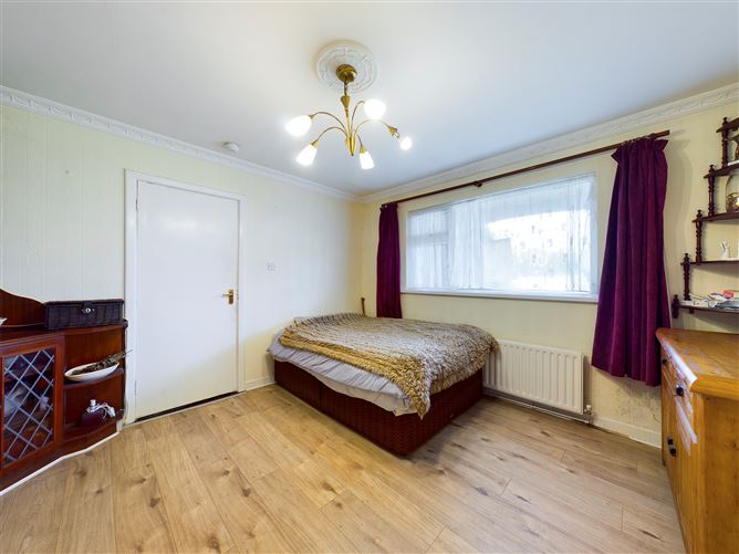 Villa Saint John, Athlone West, Westmeath
