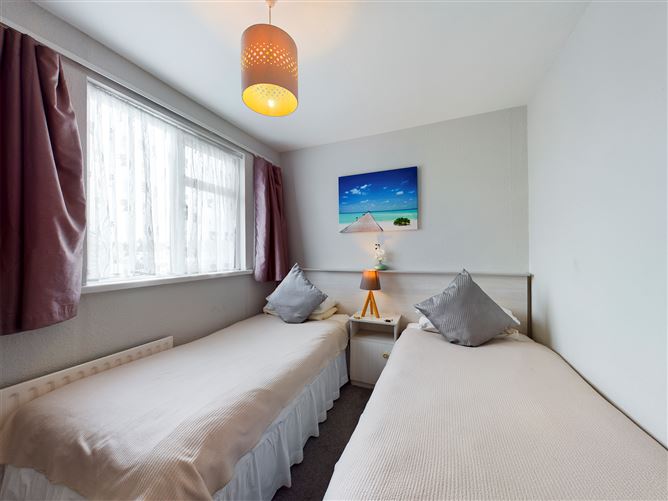 Villa Saint John, Athlone West, Westmeath