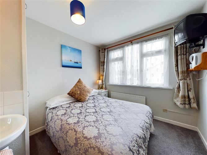 Villa Saint John, Athlone West, Westmeath