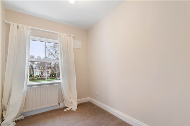 78 Avoca Park, Blackrock, Co. Dublin