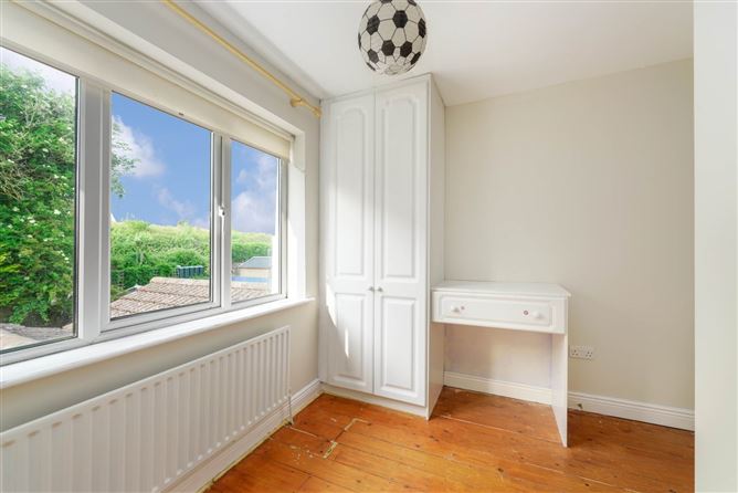 16 The Cloisters, Kells, County Meath