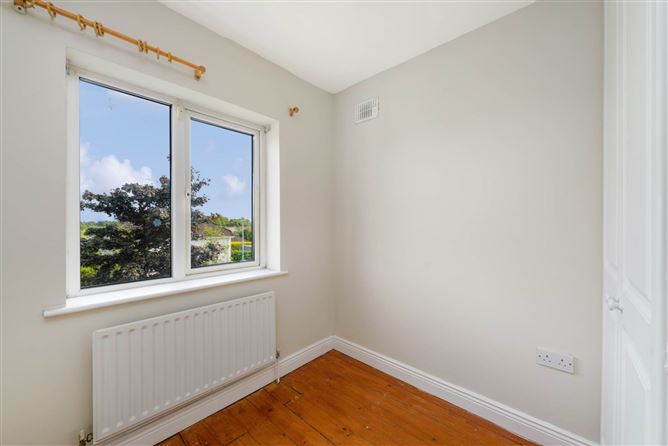 16 The Cloisters, Kells, County Meath