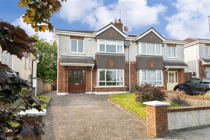 16 The Cloisters, Kells, County Meath