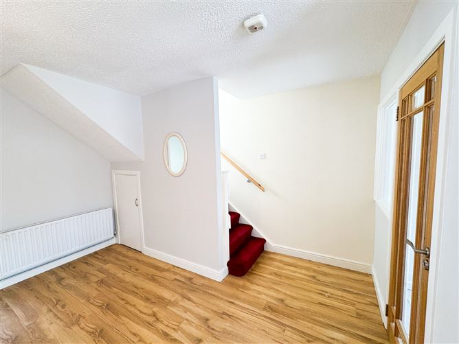Photo 8 of 25 — 16 Somerton, Off Rochestown Avenue, Dun Laoghaire, County Dublin