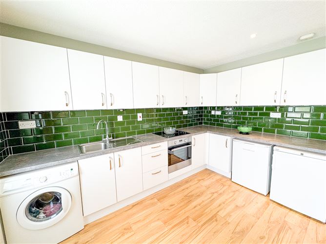 Photo 9 of 25 — 16 Somerton, Off Rochestown Avenue, Dun Laoghaire, County Dublin